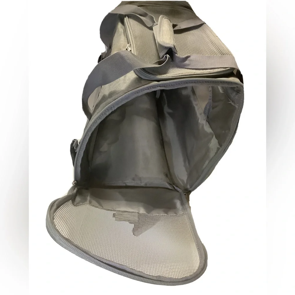 Prodigen Pet Carrier Bag - Medium for small dog or cat gray 17L x 10W x 11H.